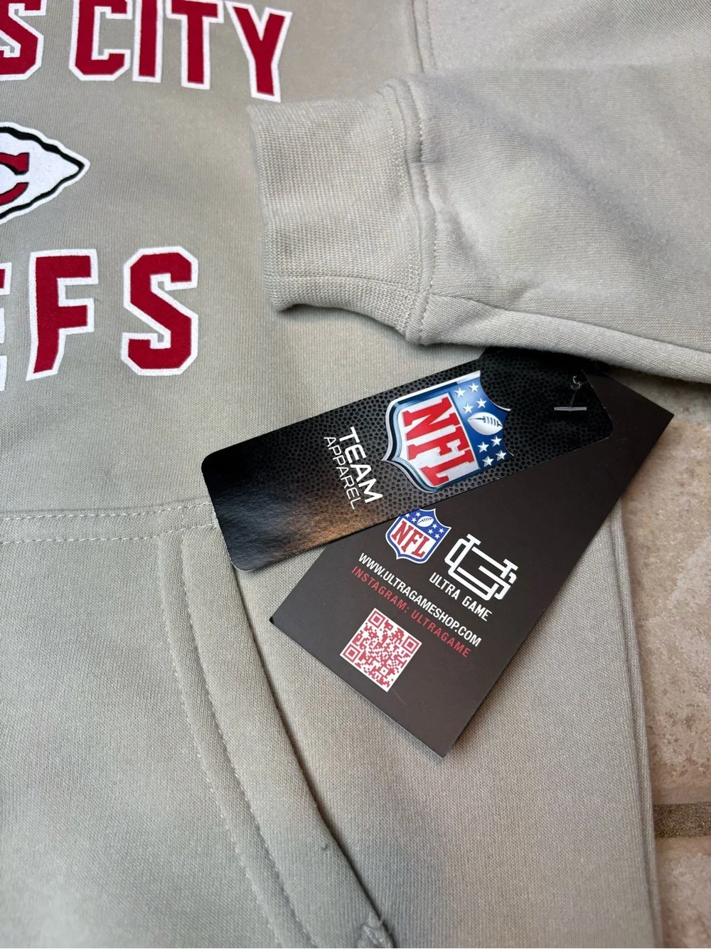 NEW WITH TAGS! $80 KC CHIEFS NFL Big Kid’s Hoodie - SZ 8